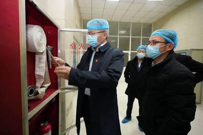 始終把安全放在首位!曹國良檢查春節(jié)前安全生產(chǎn)、疫情防控和食品安全等工作