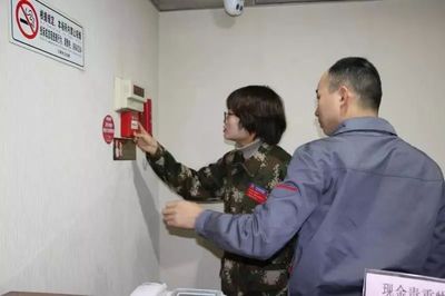 【消防動(dòng)態(tài)】江陰大隊(duì)開(kāi)展酒店場(chǎng)所專(zhuān)項(xiàng)檢查推進(jìn)冬春火災(zāi)防控工作